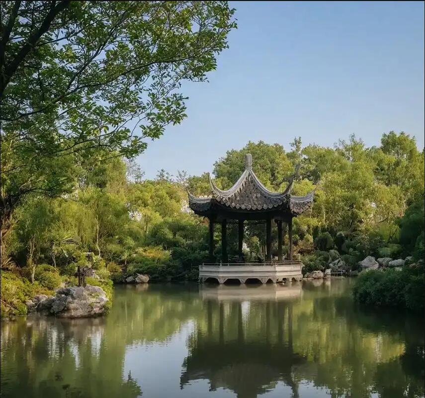 苍溪县半知餐饮有限公司